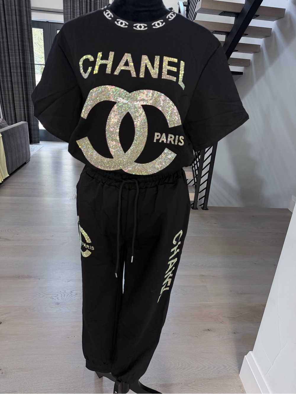 Black Logo Track Joggers and oversized tshirt size pantsuit tracksuit size M - Picture 9 of 10